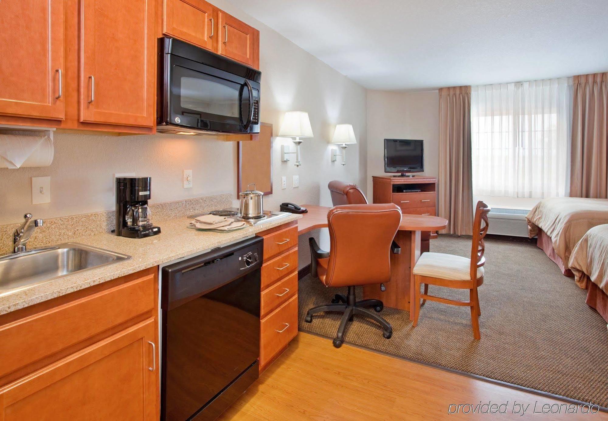 Candlewood Suites Kansas City Airport Pokój zdjęcie