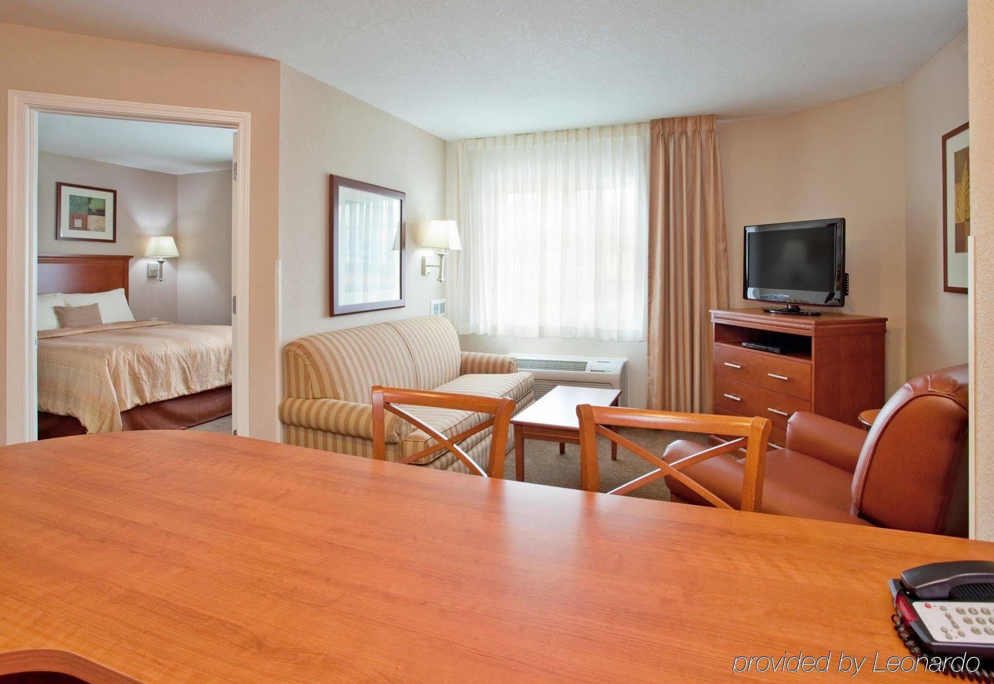 Candlewood Suites Kansas City Airport Pokój zdjęcie