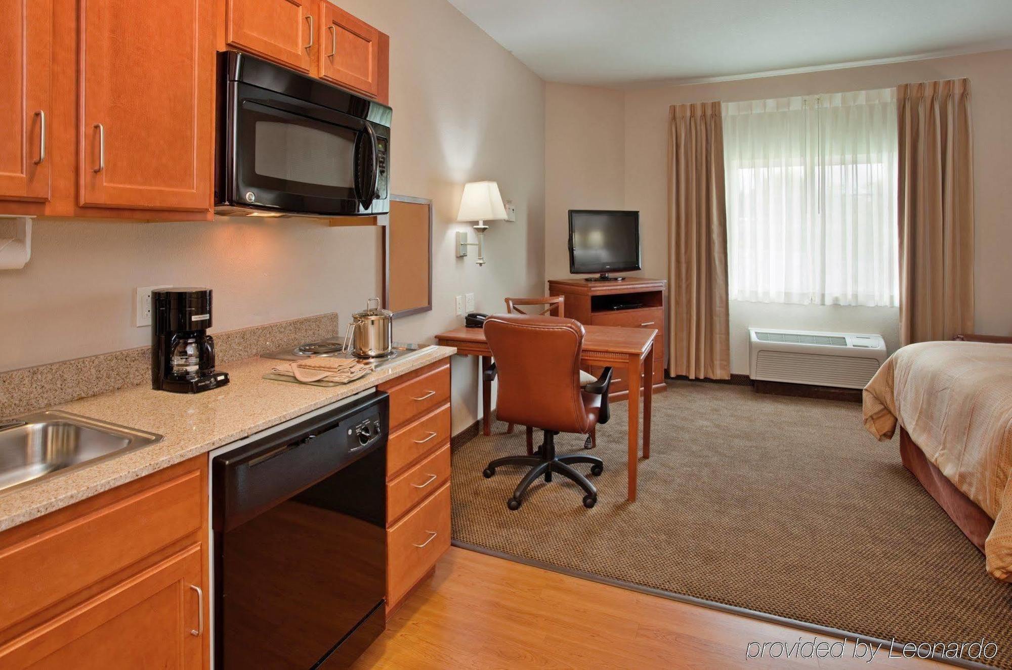 Candlewood Suites Kansas City Airport Pokój zdjęcie