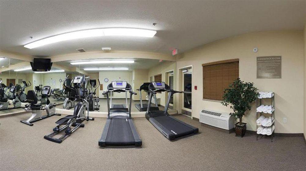 Candlewood Suites Kansas City Airport Zewnętrze zdjęcie