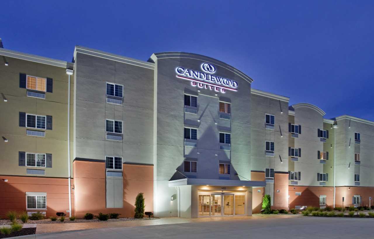 Candlewood Suites Kansas City Airport Zewnętrze zdjęcie