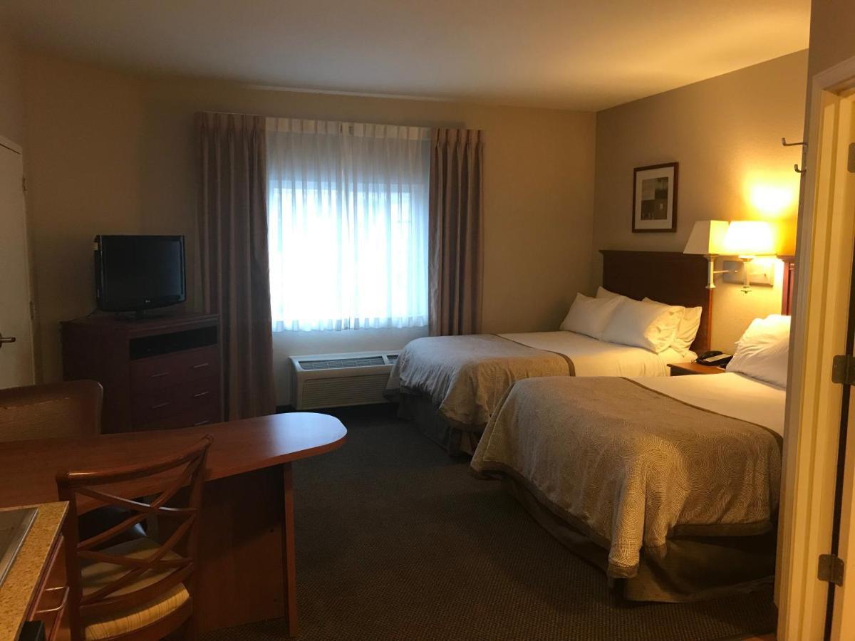 Candlewood Suites Kansas City Airport Zewnętrze zdjęcie